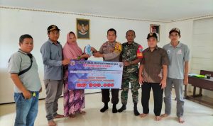 Akhir 2022 Lalu Pemdes Muara Sumpoi Salurkan BLT-DD Kepada Warga
