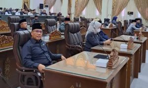 Sampaikan Pandangan Umum Terhadap Raperda Penyelenggaraan Ketertiban Umum