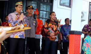Bupati Mura Sambut Kedatangan Rombongan Bupati Bengkayang