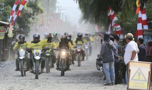 Penjabat Bupati Mujiyat Bersama Paman Birin Turdes ke Desa Barambai
