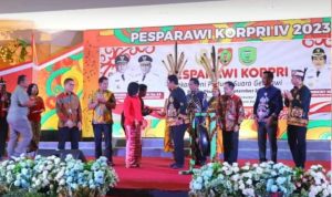 Wakil Gubernur Kalteng Buka Pesparawi Korpri IV