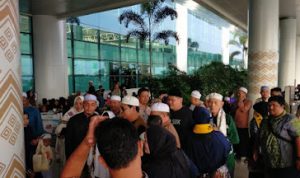 Paman Birin Melepas 320 Jamaah Umrah Kalsel