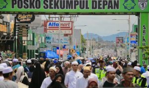 Paman Birin Pastikan Dapur Umum Siap Melayani Jamaah Haul Guru Sekumpul