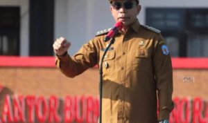 Pj Bupati Hermon Ajak Peserta Upacara Tingkatkan Etos Disiplin