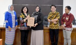 Forum Puspa Murung Raya Studi Tiru ke Dinas P3APPKB Kalteng