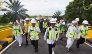 Jembatan Sahbirin Noor Diresmikan Gubernur Kalsel