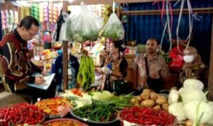 DKPP Barut Cek Harga dan Pendistribusian serta Pengawasan Mutu di Pasar Pendopo dan PBB