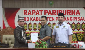 DPRD Pulpis Rapat Penyampaian KUA-PPAS Perubahan 2024