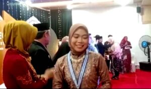 Perpisahan SMA Negeri 1 Muara Teweh diwarnai dengan Derai Air Mata Haru