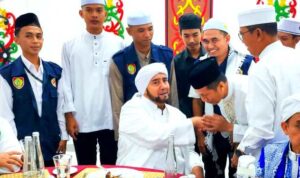 Pj.Bupati Barito Utara Muhlis Hadiri Kalteng Bersholawat