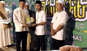Puluhan Mobil Hias Ikuti Lomba Pawai Sambut Hari Raya Idul Fitri 1445 Hijriah