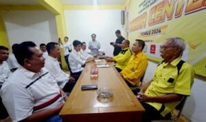 Usai Daftar di DPC PDIP, Ahmad Gunadi kembali daftarkan diri ke DPD Partai Golkar Barut