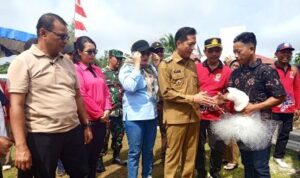 74 Ribu Bibit Ikan Ditebar ke Beberapa Perairan Umum di 9 Kecamatan