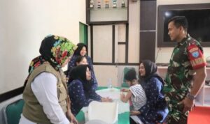 Kodim 1013 Mtw Lakukan Pendampingan Posyandu dalam rangka Wujudkan Balita Sehat