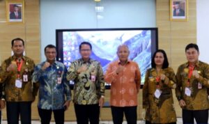 Pj Sekda Barut Jadi Mentor Dalam Seminar Proper PKN Tk II Angkatan III Tahun 2024