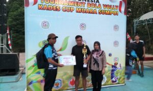 Babak Final Turnament Bola Volli Kades Cup 1 Sumpoi, Raih Juara 1 Putra Dari Kecamatan, Juara 1 Putri di Raih Dari Desa