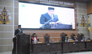 Pj Bupati Kapuas Hadiri Pelantikan Anggota DPRD Kapuas Periode 2024-2029