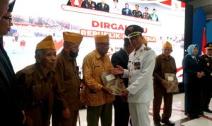 Pj Bupati Muhlis : Diharapkan dengan kehadiran Pj Bupati dan Pj Sekda dapat memberikan manfaat bagi Barito Utara