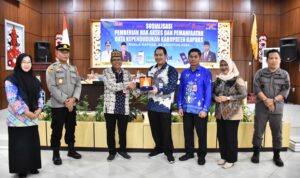 Raison Resmi Buka Kegiatan Sosialisasi Pemberian Hak Akses Dan Pemanfaatan Data Kependudukan Kabupaten Kapuas Tahun 2024