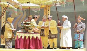 Paman Birin Sampaikan Kemajuan Pembangunan di Harjad ke-74