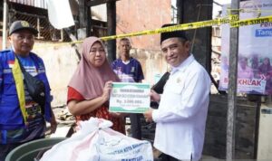 Pemkot Banjarmasin Bantu Sembako Bagi Korban Kebakaran