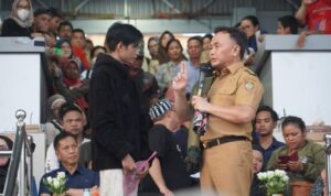 Gubernur Kalteng Resmi Buka Gebyar UMKM Wilayah Timur, Dukung Pengembangan UMKM dan Berikan Beragam Bantuan