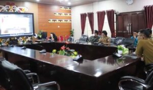 Asisten I Setda Murung Raya Hadiri Zoom Meeting Asistensi Pendanaan Pengamanan Pilkada