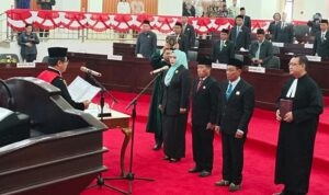 Tiga Pimpinan DPRD Murung Raya Periode 2024-2029 Resmi Dilantik, Ketua Baru Siap Memperjuang Aspirasi Warga