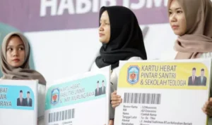 Peduli Pendidikan, Heriyus – Rahmanto Terbitkan Kartu Hebat Pintar Santri