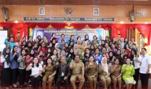 Kader Bina Keluarga Balita Holistik Integratif Mura Diberi Pelatihan