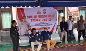 Pastikan Pemungutan Suara Berjalan Aman dan Lancar, Polres Barito Utara Gelar Simulasi Pengamanan TPS