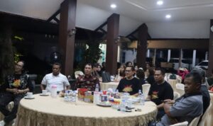 Kapolres Bartim Gelar Acara Ngopi Bareng Untuk Pererat Silaturahmi