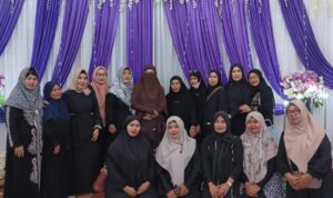 Ibu-ibu Jamaah Masjid Miftahurrahman Gelar Peringatan Isra Mi’raj Nabi Muhammad SAW 1446 H