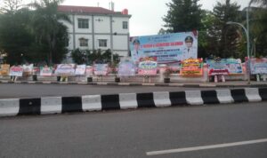 Karangan Bunga Penuhi Mahligai dan Kantor Gubernur Sambut Pelantikan H. Muhidin dan Hasnuryadi