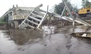 Pemkab Kapuas Jelaskan Penyebab Ambruknya Jembatan Muara Terusan