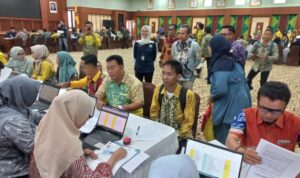 Plh. Sekdaprov Tinjau Langsung Verifikasi Data Tenaga Non ASN Pemprov di Aula Idham Chalid Kantor Gubernur Kalsel