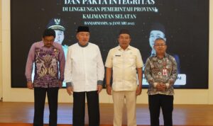 Rapat Koordinasi Pejabat Pemprov, Gubernur H. Muhidin Sampaikan Berbagai Arahan
