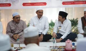 Safari Ramadan Perdana, Wagub Hasnuryadi Berbuka Puasa Bersama Warga di Masjid Jami At-Taqwa Nurul Iman Gambut, Kabupaten Banjar