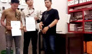 Perdamaian Sengketa di Desa Lemo I Disaksikan Kepala Desa dan Dilaksanakan di Polsek Teweh Tengah