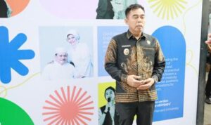 Wabup Batola Hadiri HUT Ke-15 Yayasan Hasnur Centre di Banjarmasin