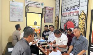 Mobil Toyota Veloz Diduga Membawa Narkoba di Bekuk Satresnarkoba Polres Bartim