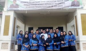 18 PPPK Resmi Bertugas di MTsN, Mahlil Riduan : Jalankan Amanah dengan Penuh Tanggung Jawab