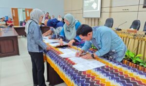 DLH Kalsel Gelar Penandatanganan Perjanjian Kinerja dan Pakta Integritas