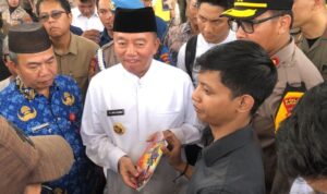 Gubernur Muhidin Temui Aliansi BEM se-Kalsel yang Sampaikan Lima Poin Tuntutan di Sektor Pendidikan
