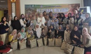 DPRD Murung Raya Hadiri Pembukaan Pelatihan Keterampilan Ekonomi Kreatif