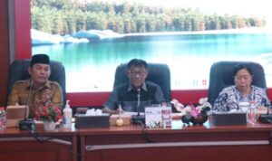 DPRD Bersama Pemkab Murung Raya Gelar Rapat Raperda Perseroda
