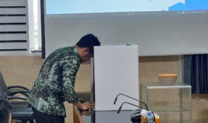 Komisi I DPRD Kalsel Resmi Umumkan Anggota dan PAW KPID Periode 2024-2027