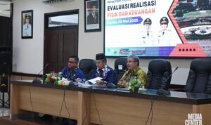 Pemprov Kalsel Gelar Rapat Evaluasi Realisasi Fisik dan Keuangan Triwulan II 2025