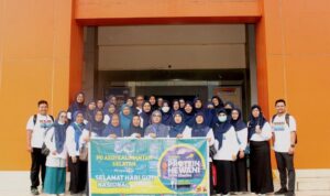 Peringati HGN Ke-65, Pemprov Kalsel Lakukan Penyuluhan Gizi dan Bagikan Paket Makanan Anak