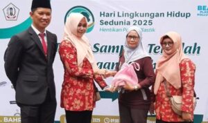 DLH Batola Edukasi Warga Kelola Sampah lewat Program Tukar Sampah